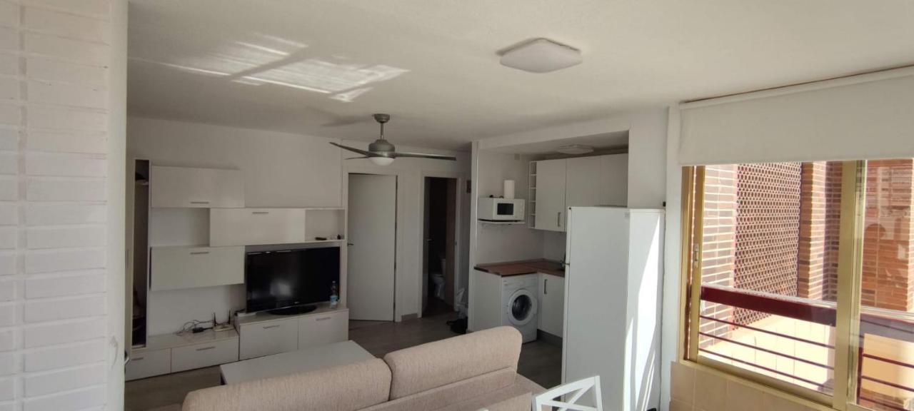 Precioso Apartamento Con Piscina Y Vistas Al Mar Mediterraneo. Benidorm Eksteriør bilde